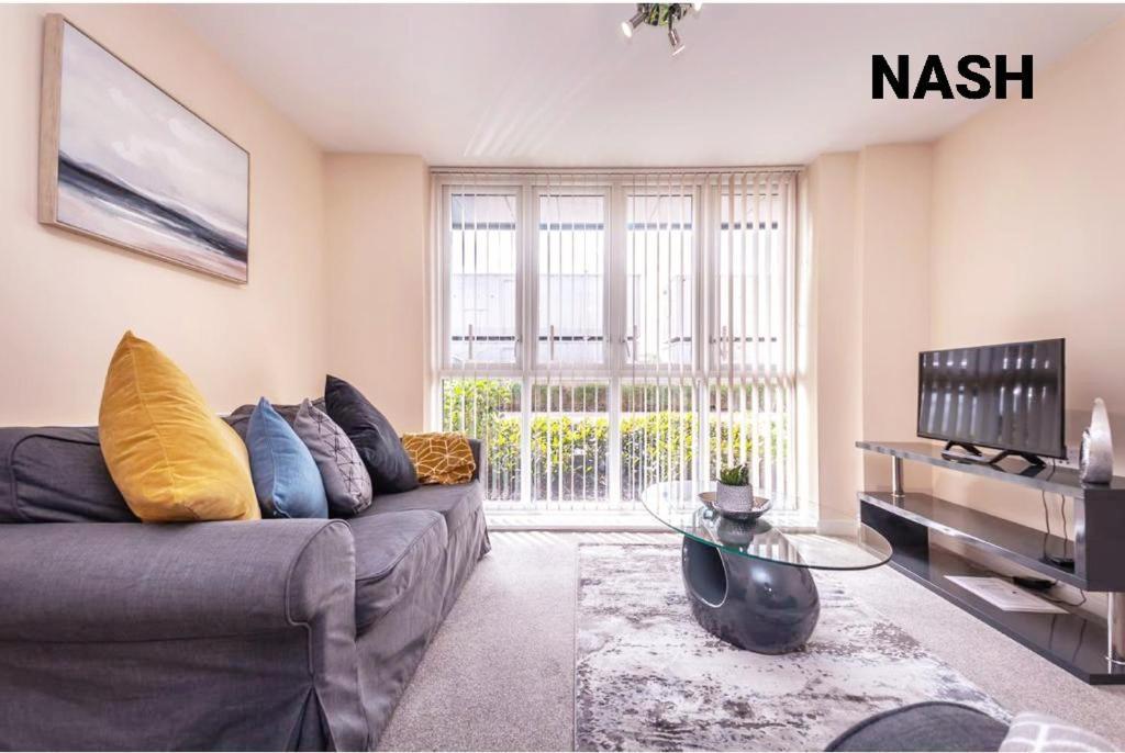 Stylish 2 Bedroom Apartment-Short Term Lets & Serviced Accomodation Reading Ngoại thất bức ảnh